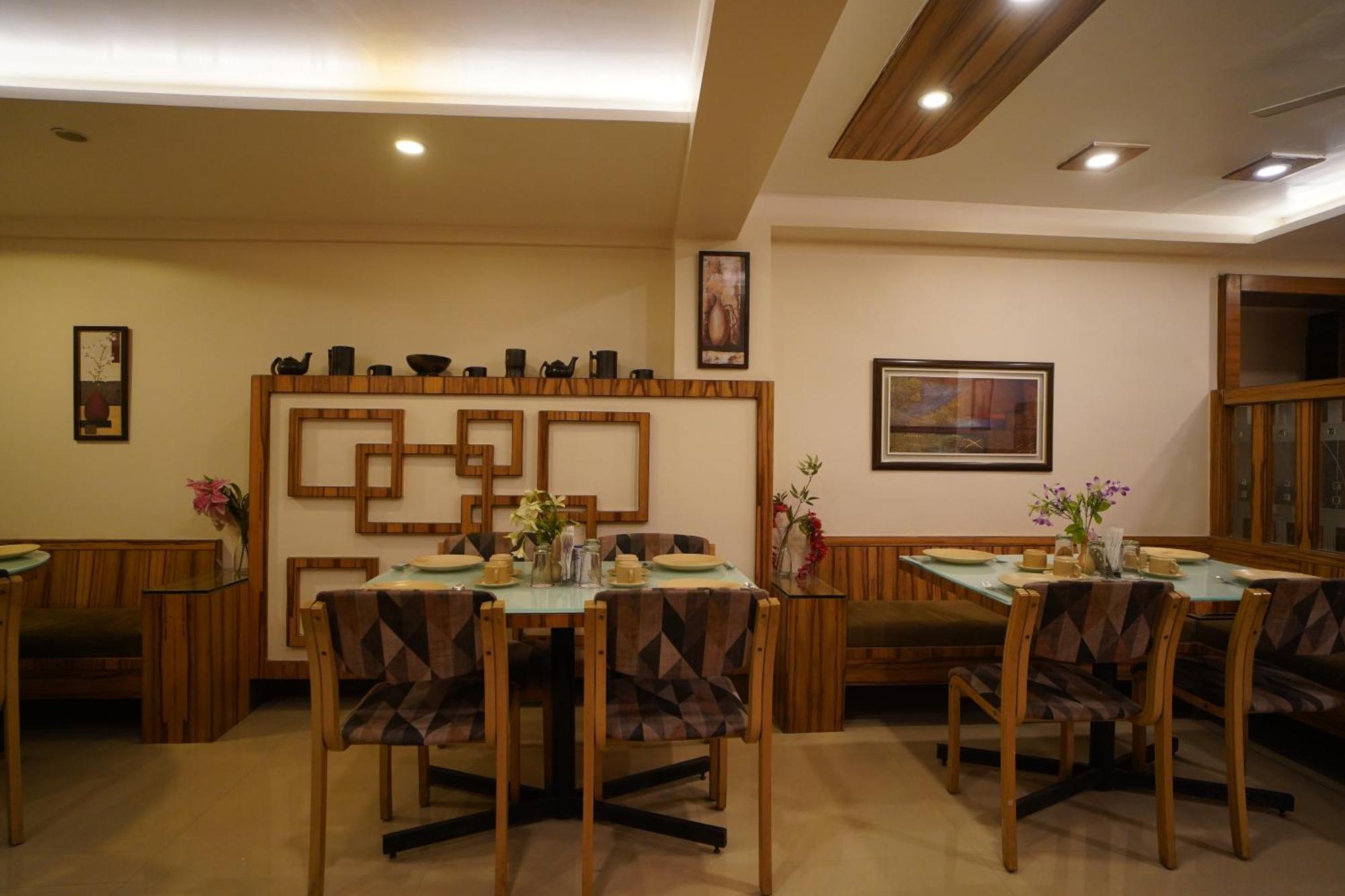 Hotel Gk Palace Bhopal Extérieur photo